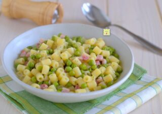 pasta e piselli alla napoletana