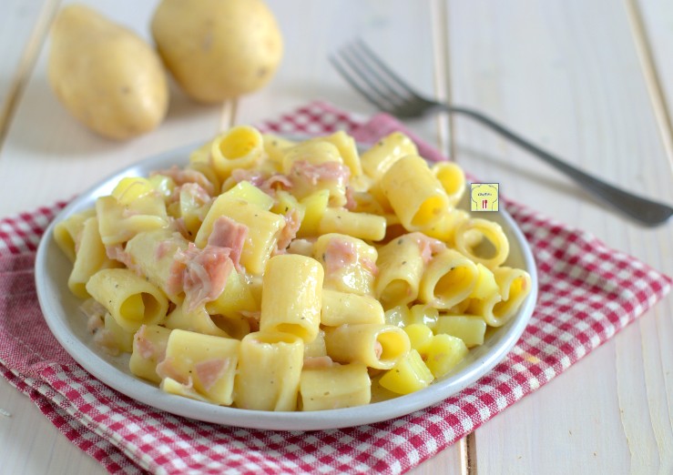pasta patate e prosciutto