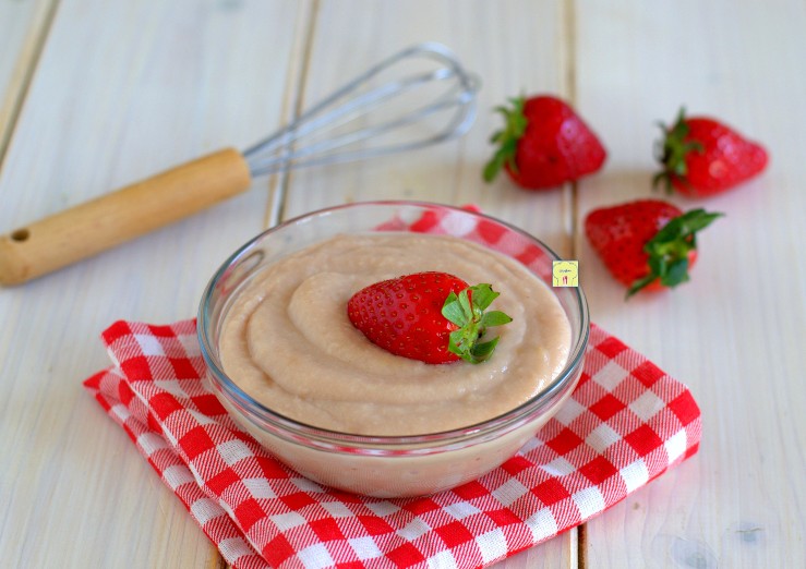 crema pasticcera alle fragole
