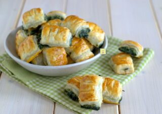 salatini di sfoglia ricotta e spinaci