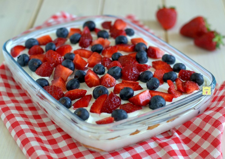 semifreddo fragole e mirtilli senza cottura