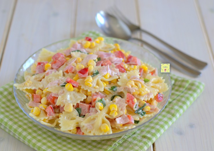 insalata di pasta prosciutto e mais