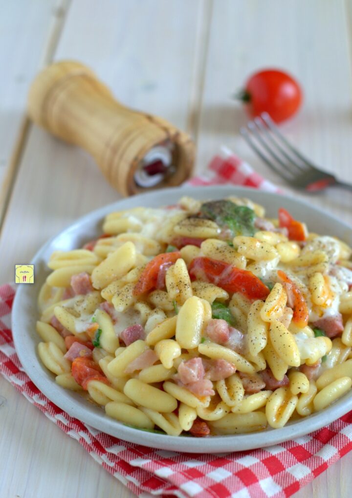 pasta cremosa pancetta pomodorini rucola gp