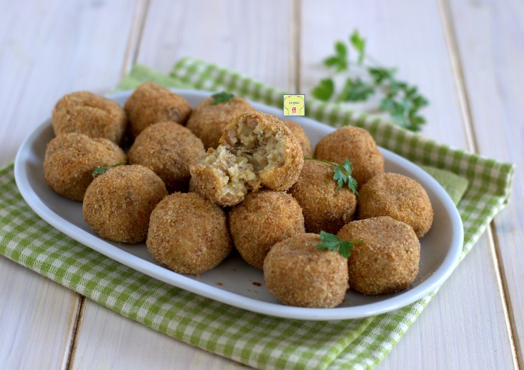 polpette di tonno e patate in friggitrice ad aria
