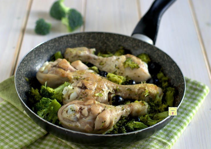 coscette di pollo con broccoli e olive