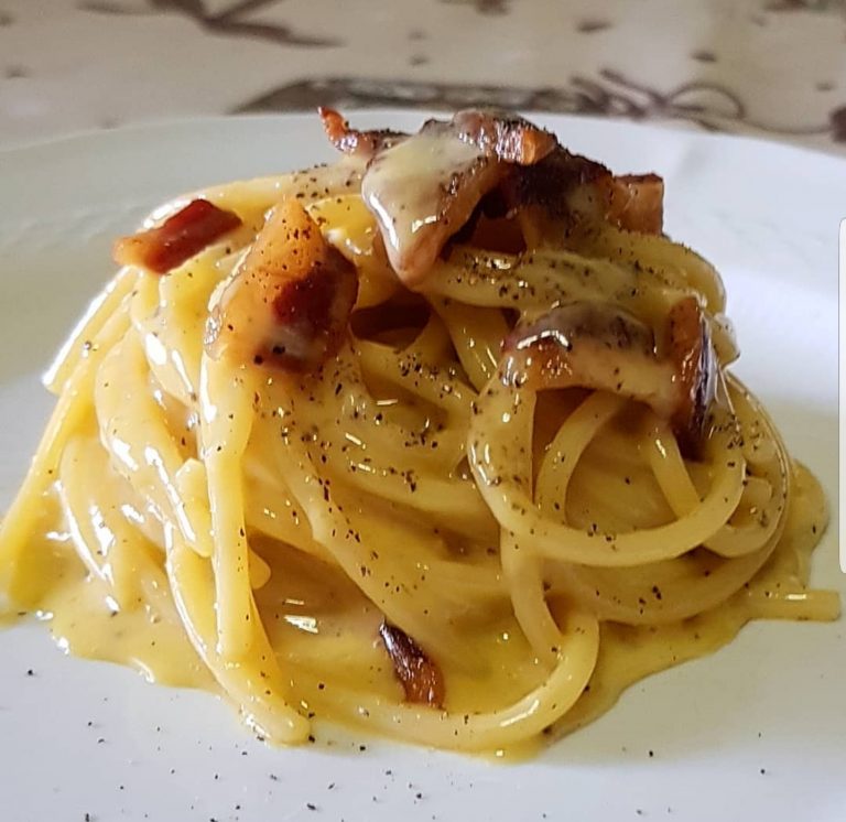 Spaghetti alla carbonara tradizionale - ChimminiFood