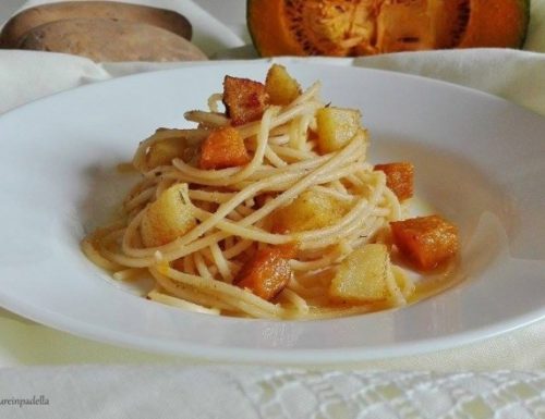 Spaghetti con zucca e patate sabbiose
