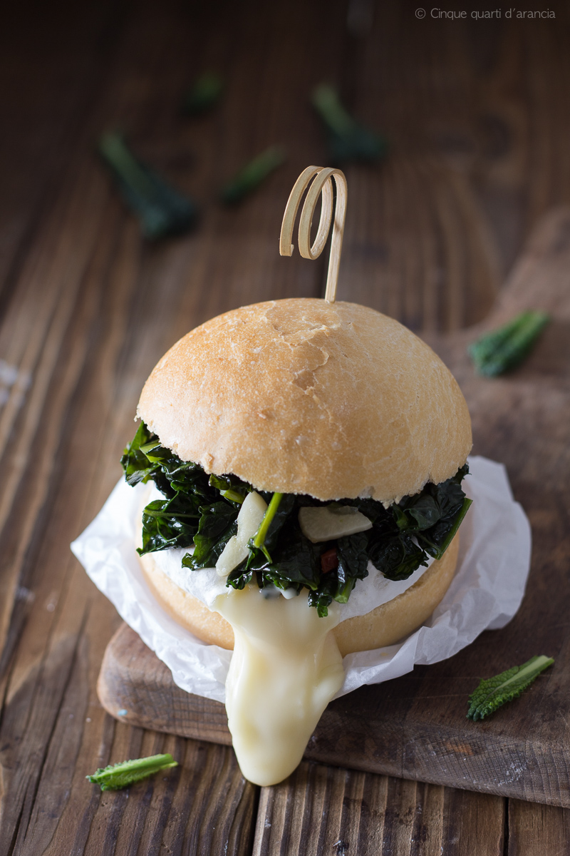 Tomino burger