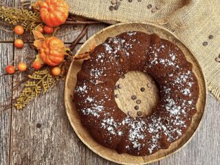 ciambellone soffice con zucca e cioccolato