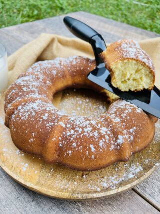 Ciambellone al latte caldo