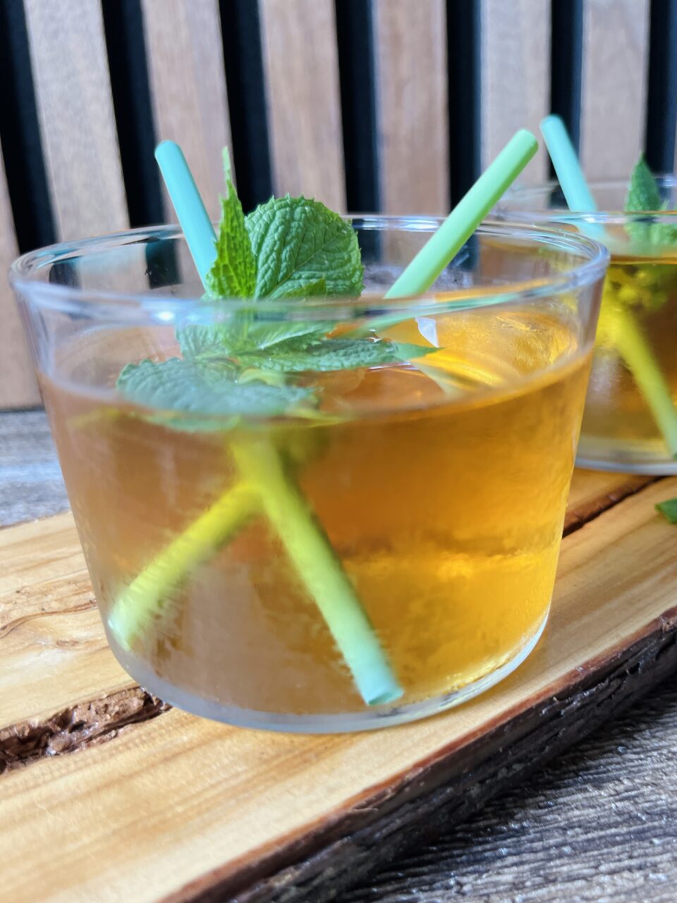 tè freddo alla menta fatto in casa