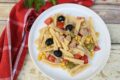 Insalata di pasta con tonno mais olive e pomodorini