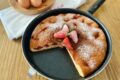 Torta di fragole in padella