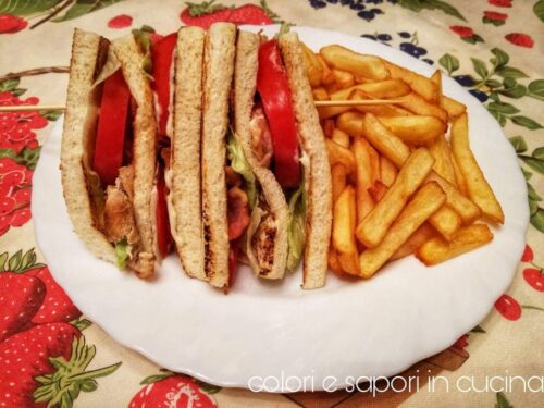 Club house sandwich, America in tavola