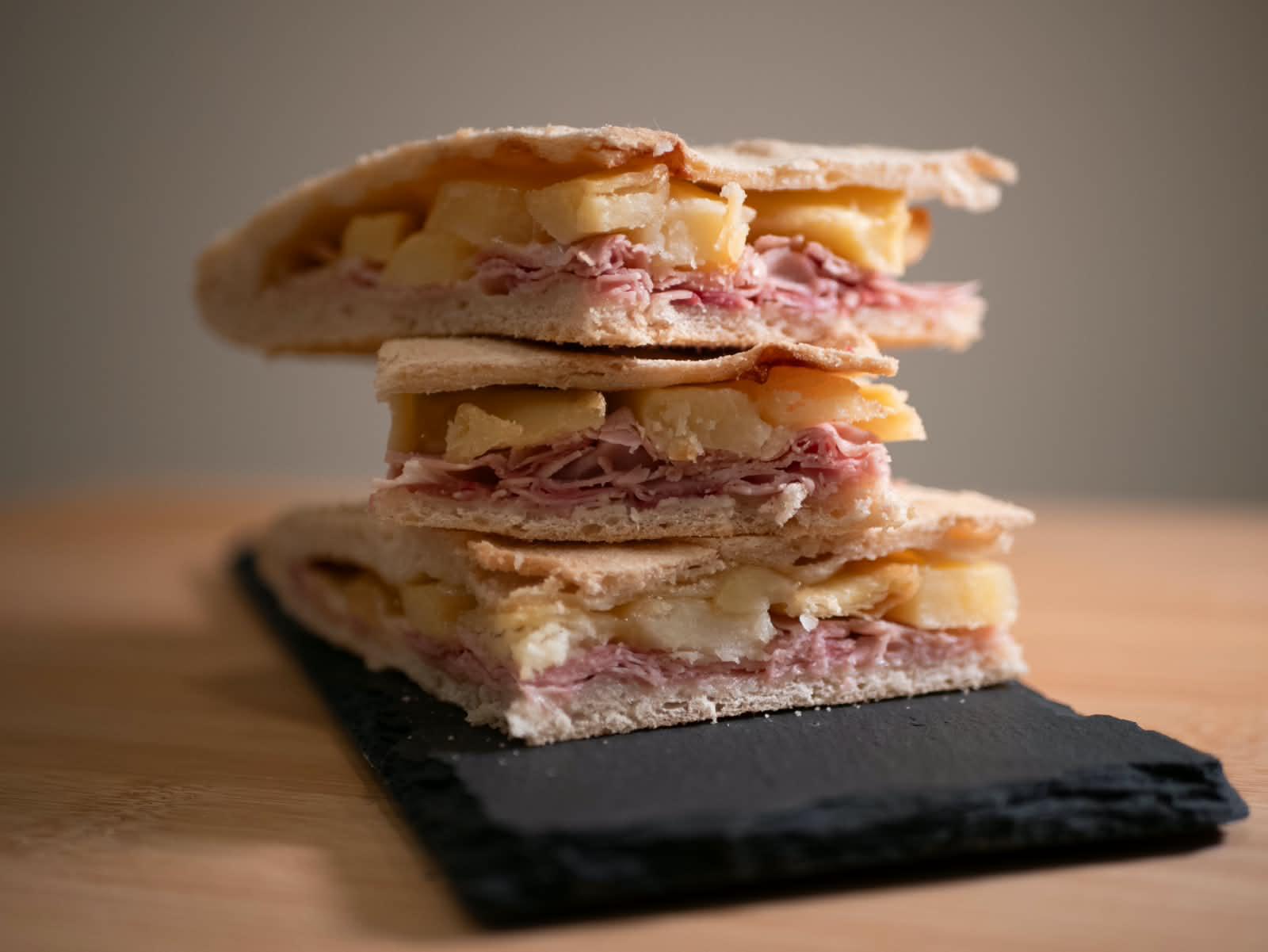 focaccia farcita