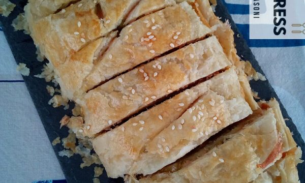 Strudel salato con salmone e zucchine versione #cookinprogress