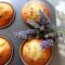 Muffins pesca e fiori di lavanda