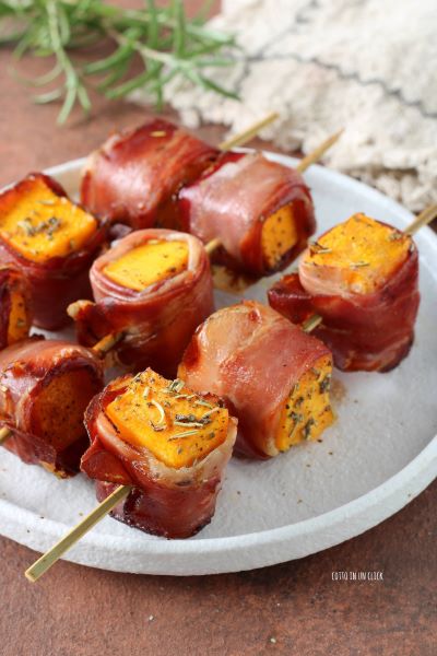 Spiedini di zucca e speck in friggitrice ad aria - Cotto in un click