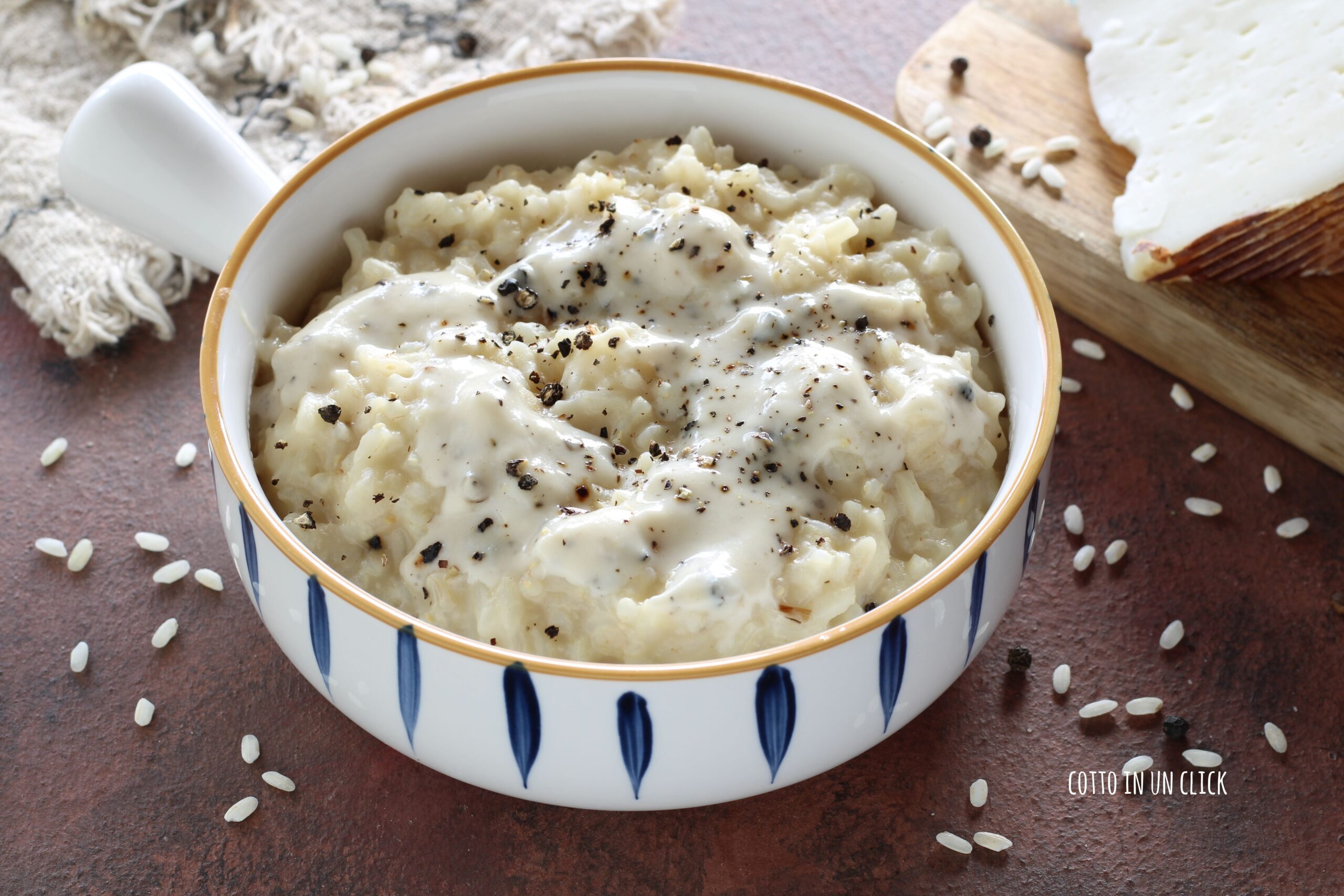Risotto cacio e pepe in pentola a pressione - Cotto in un click