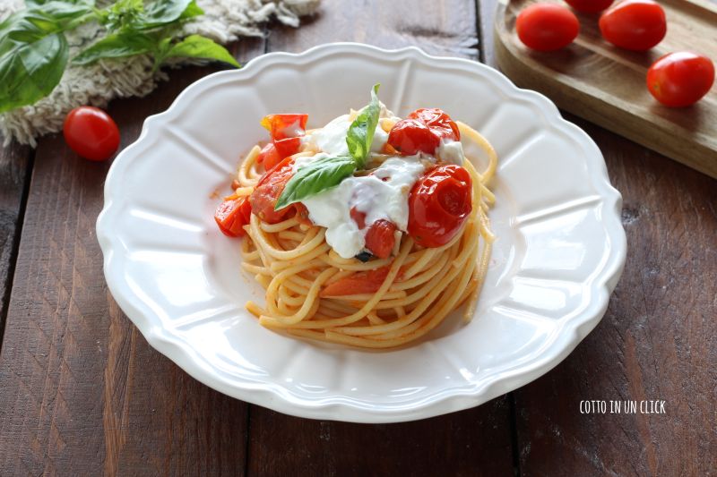 spaghetti datterini burrata