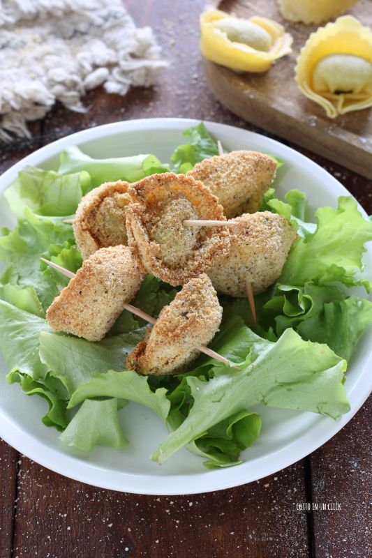spiedini di ravioli croccanti in friggitrice ad aria