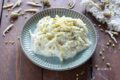 Pasta con crema di stracciatella e pistacchi