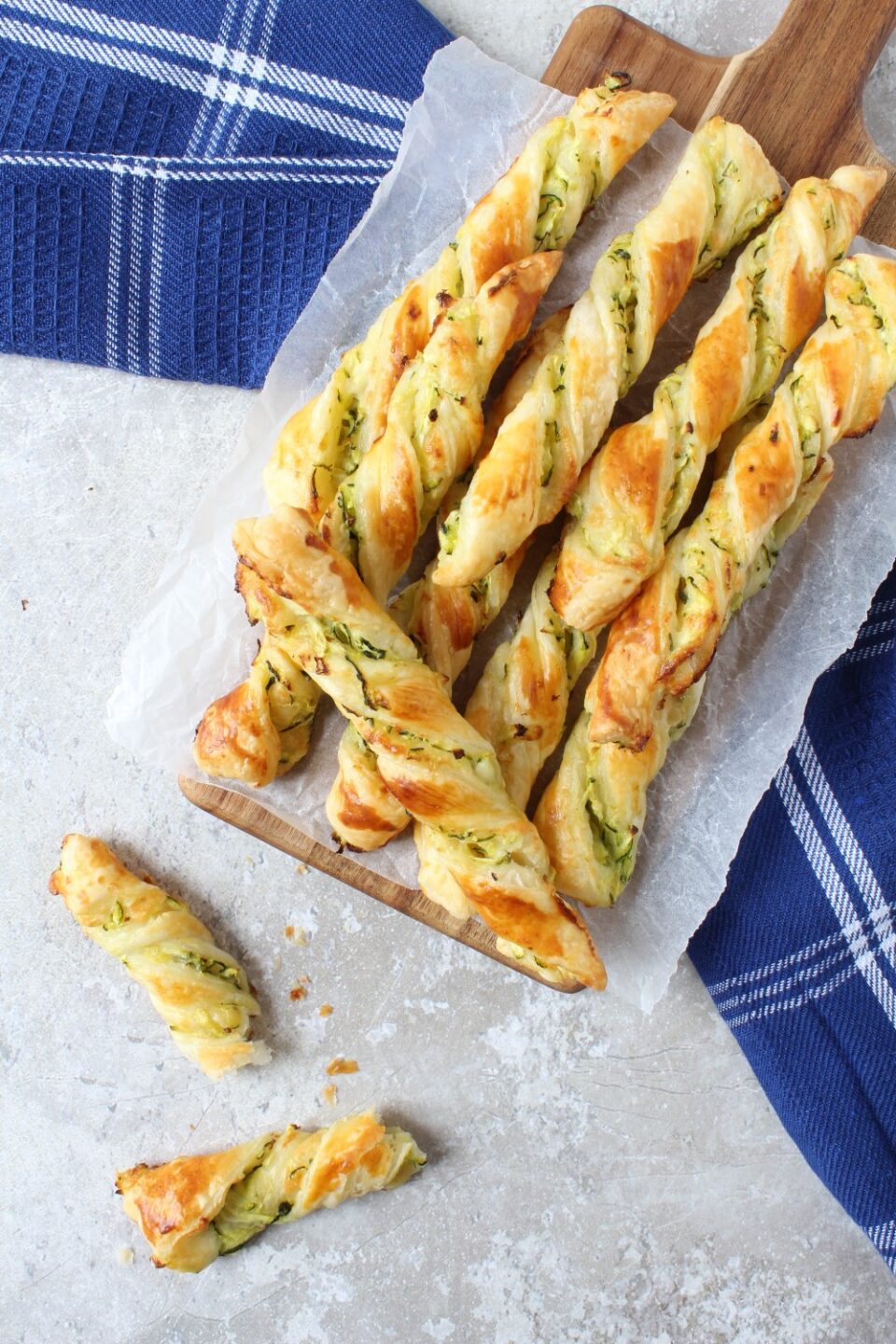 Grissini Di Sfoglia Con Stracchino E Zucchine Facili E Veloci