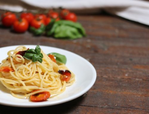 Spaghetti con pomodorini profumati