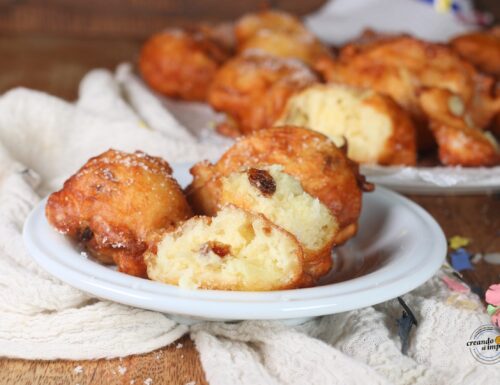 Frittelle mele e uvetta