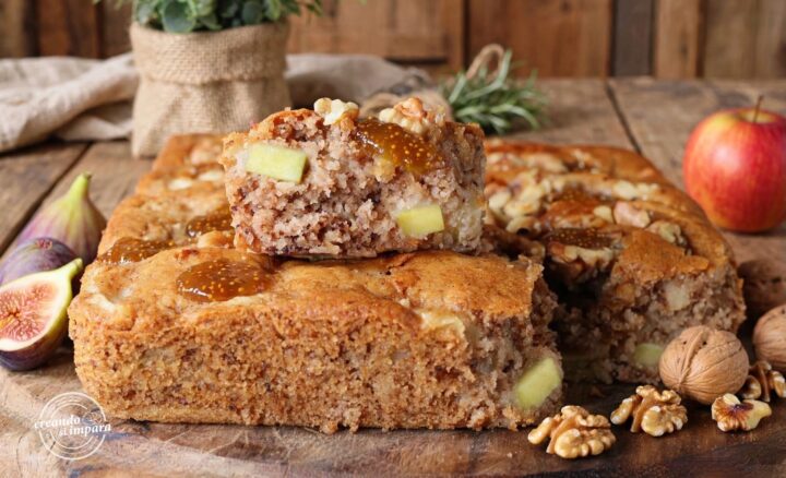 torta alle mele e noci con confettura di fichi