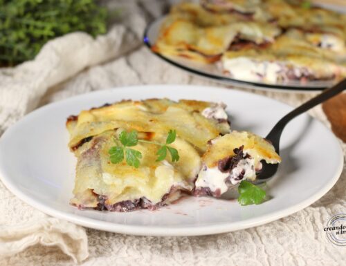 Schiacciata di patate con radicchio