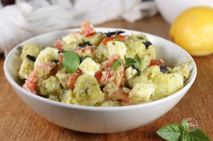 insalata di patate con pesto pomodoro e mozzarella