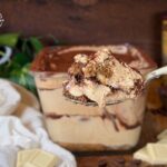 Dolce freddo al caffè e cioccolato bianco