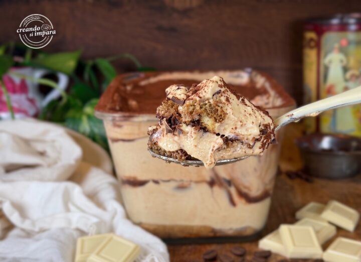 Dolce freddo al caffè e cioccolato bianco