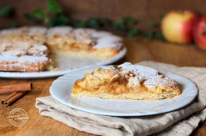 Crostata alle mele e confettura