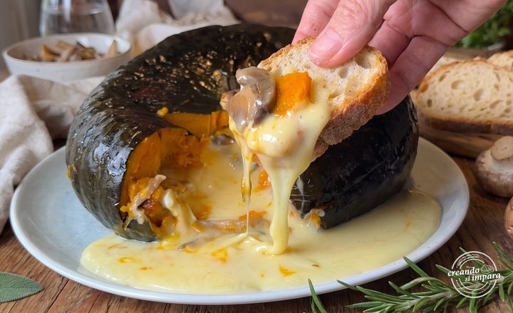 Zucca ripiena con funghi e brie