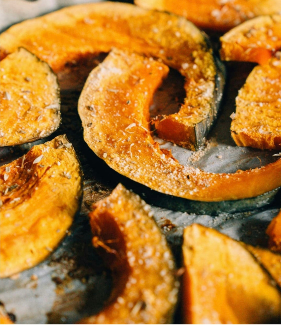 cottura della zucca in forno per i panini di zucca dolci