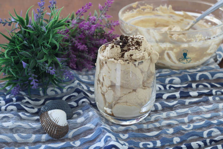 crema al caffè solubile
