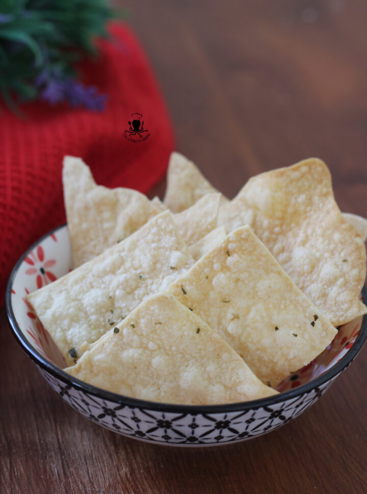 Crackers croccanti con pasta matta