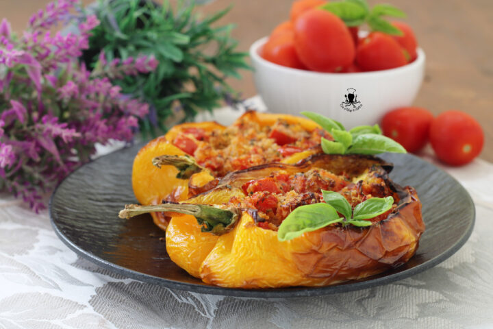 Peperoni alla mediterranea in friggitrice ad aria