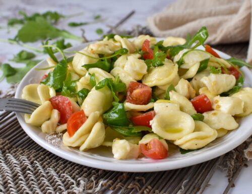 Pasta fredda pomodori e rucola