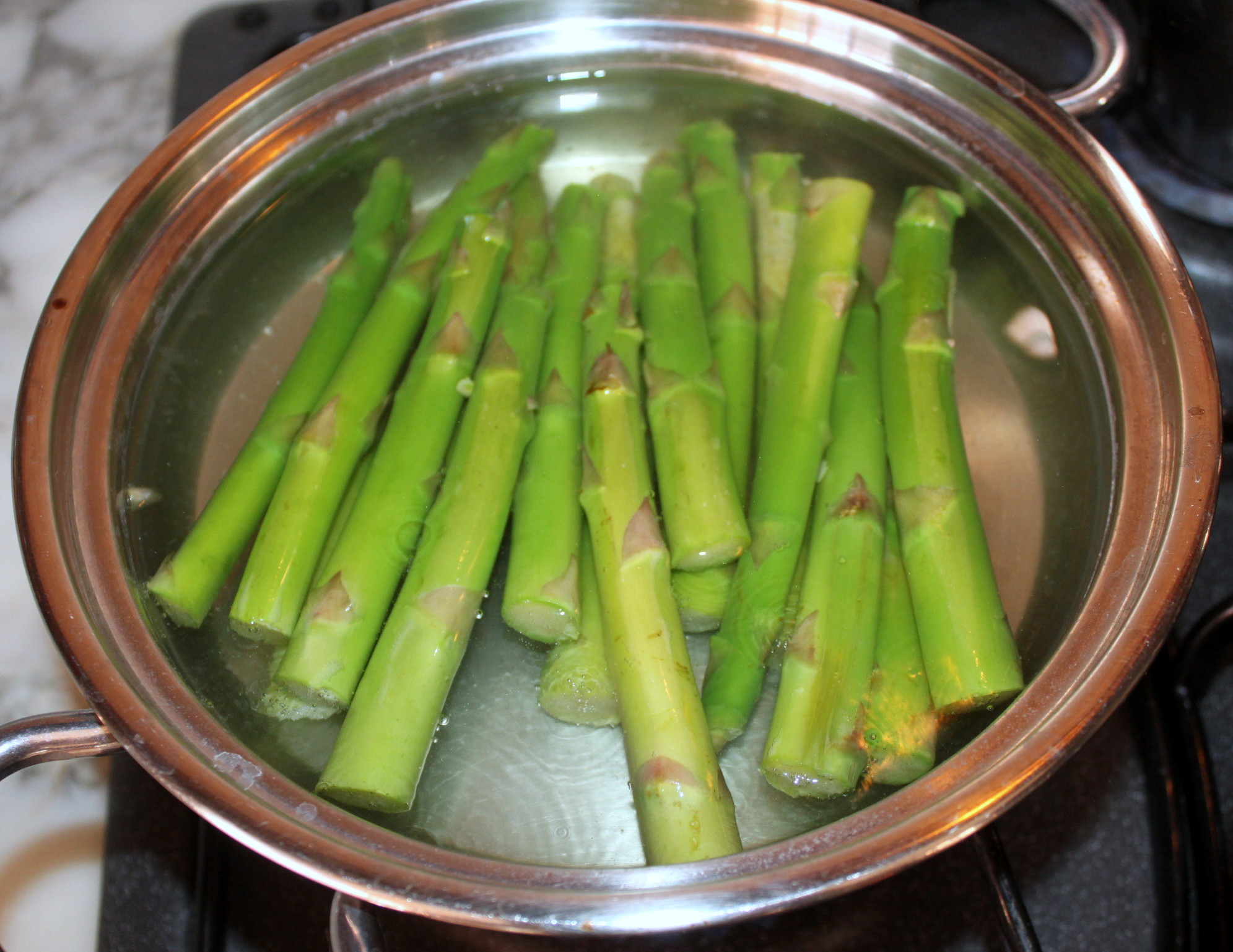 Riso agli asparagi, ricetta light Cucina per caso con Amelia