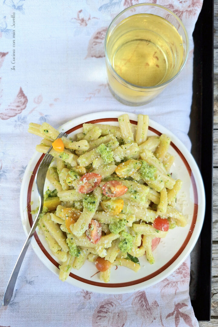 Pasta al pesto di zucchine e pomodorini - In cucina con mia sorella