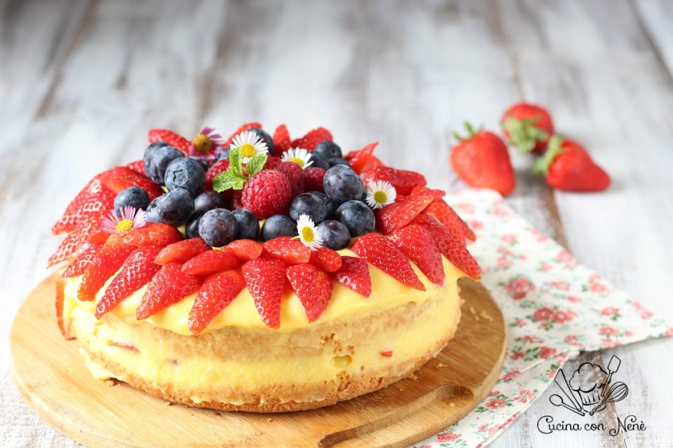 Torta pan di spagna crema e frutti di bosco Cucina con Nenè