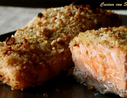 Salmone in crosta di frutta secca