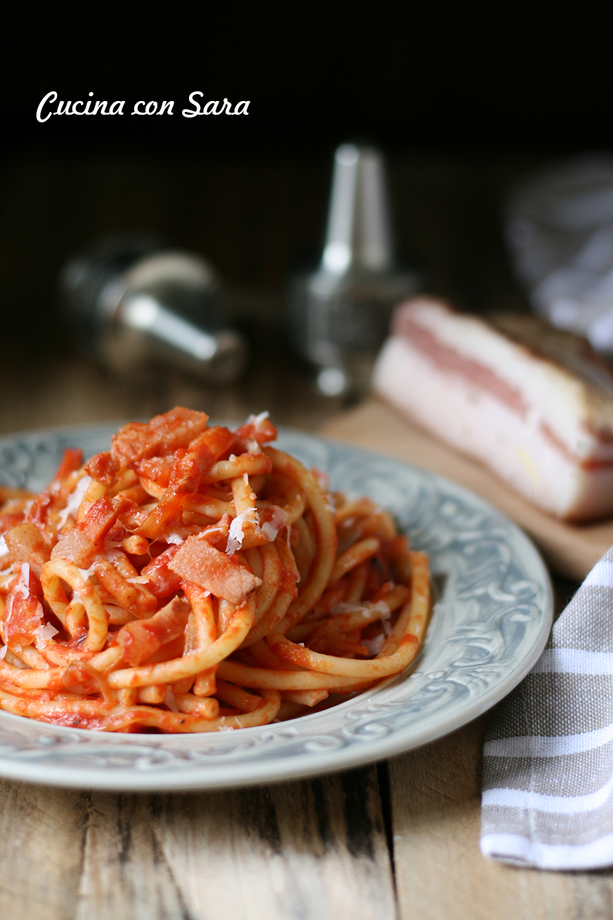 Bucatini all'amatriciana, cucina con sara