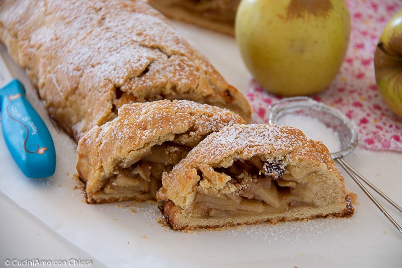 STRUDEL DI FROLLA CON MELE ricetta facile e golosa