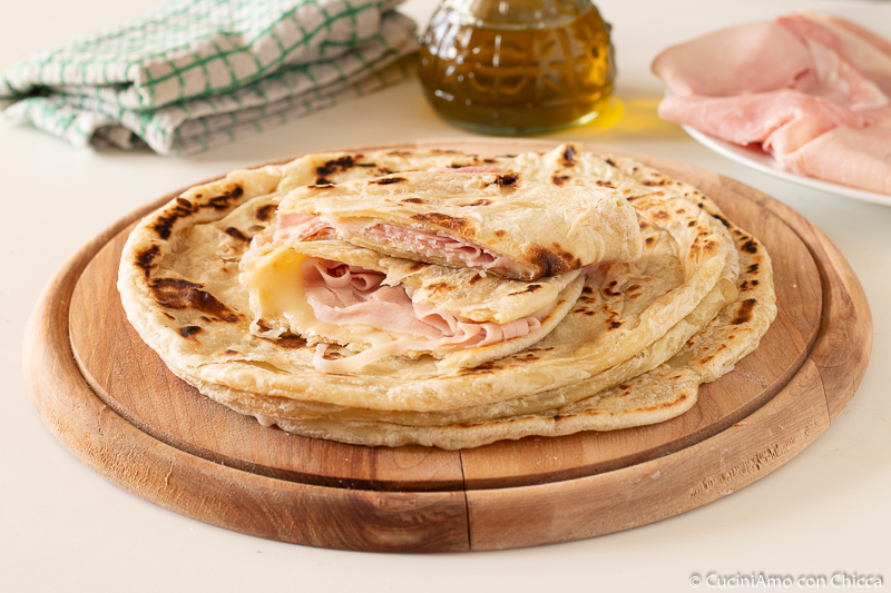 PIADINE SFOGLIATE ricetta facile