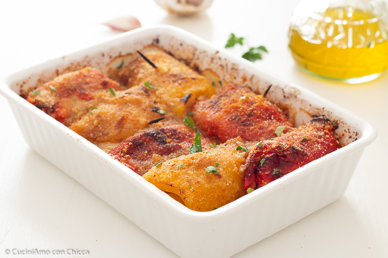 Involtini di peperoni con prosciutto e formaggio