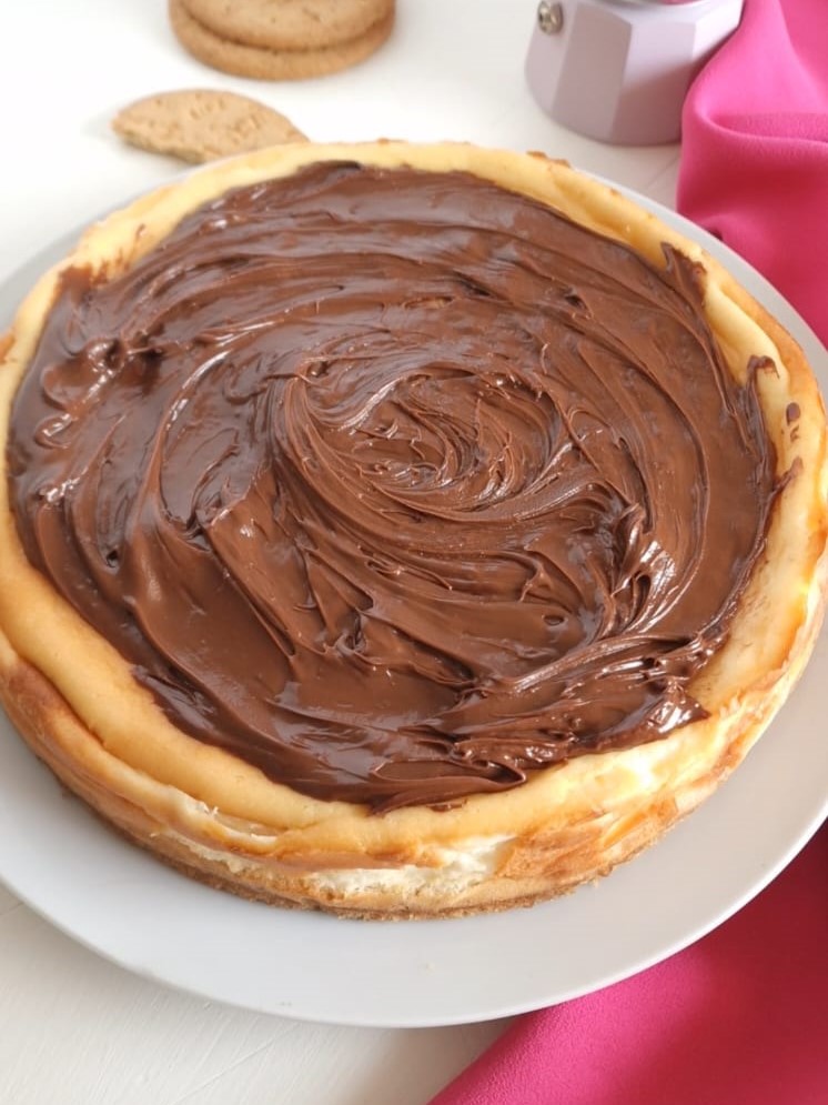 Torta al mascarpone e nutella dolce cremosissimo